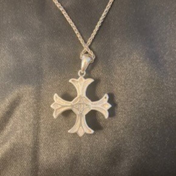 Sterling Silver and 14k yellow gold fancy cross with pave diamonds in center. - Picture 4 of 6